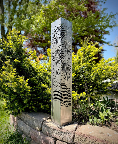 Star-Spangled Nights – Steel Solar Luminary Pillar | 40-inch